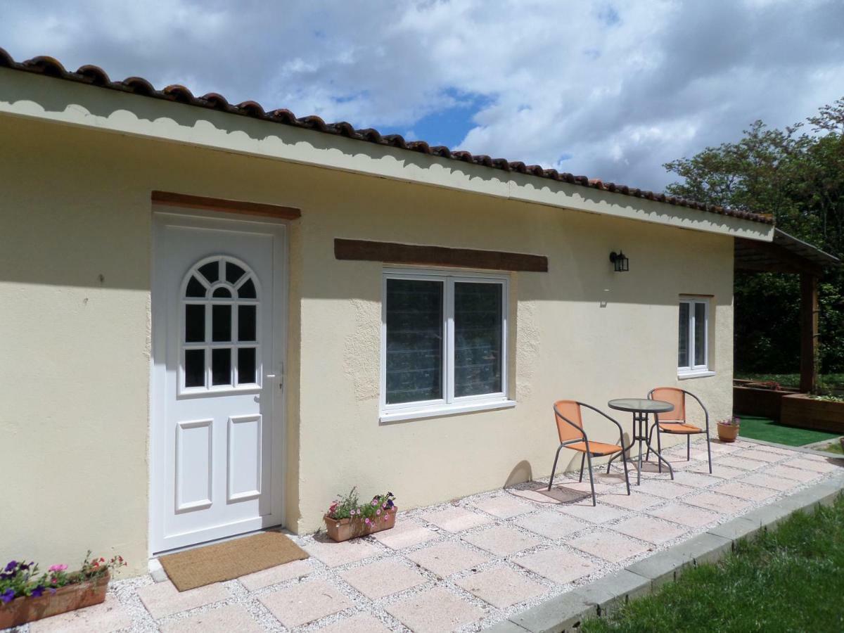 Gite De Cerisier Saint-Nicolas-de-la-Grave Kültér fotó