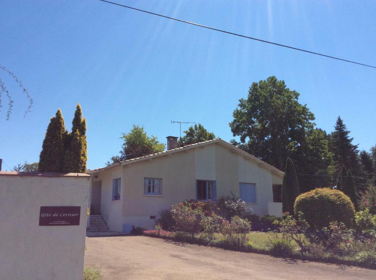 Gite De Cerisier Saint-Nicolas-de-la-Grave Kültér fotó